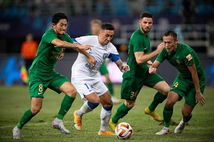 伤病阴影下的亚冠强强对话