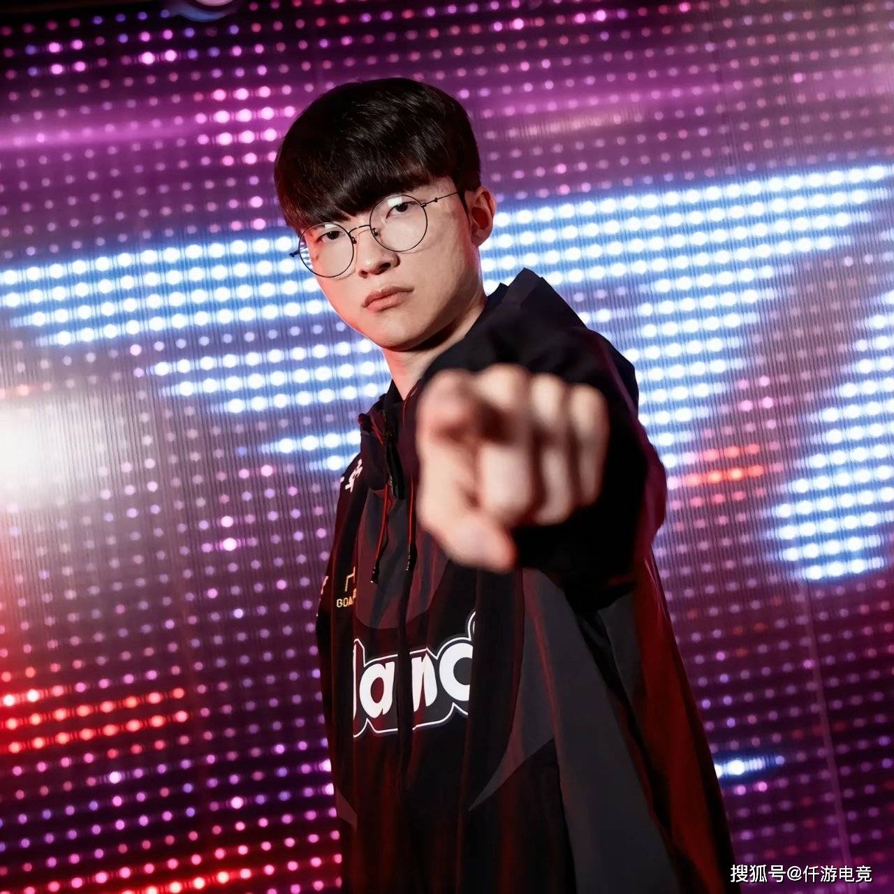 Faker回应退役!LPL解说米勒盛赞Faker!JDG和WBG连续打2场BO3!