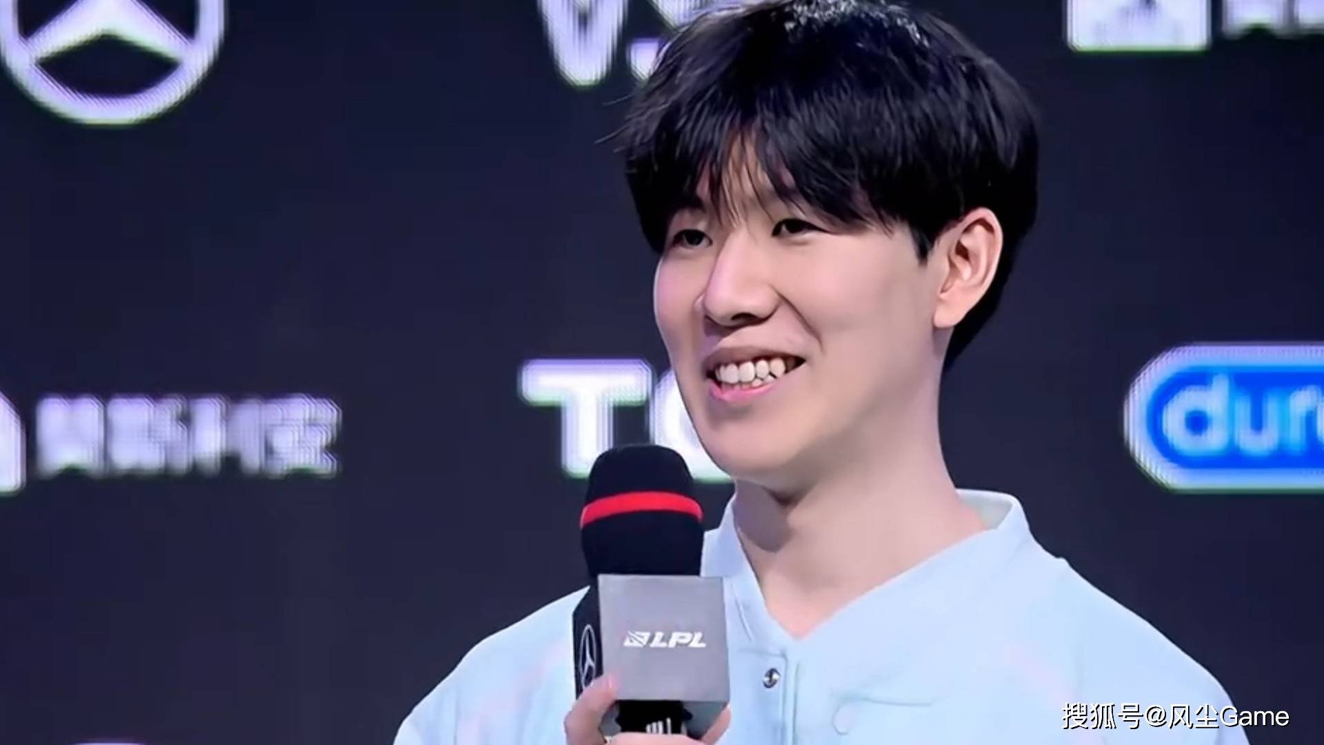 LPL冠军战队被迫摆烂！上单休赛、教练出走，AD位置无人可用